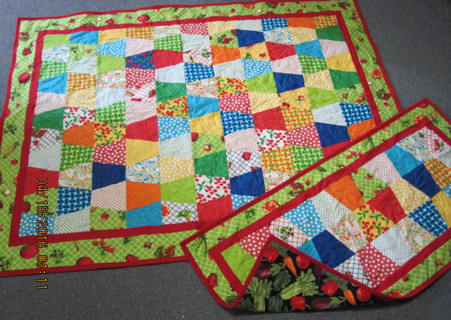 Table cloth and runner #6-1286
